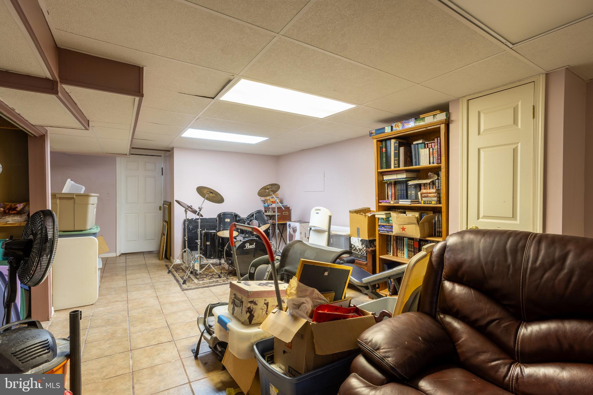 3215 Northbrook Road Baltimore, MD 21208 - Photo 39 of 48 a living room with furniture and a window