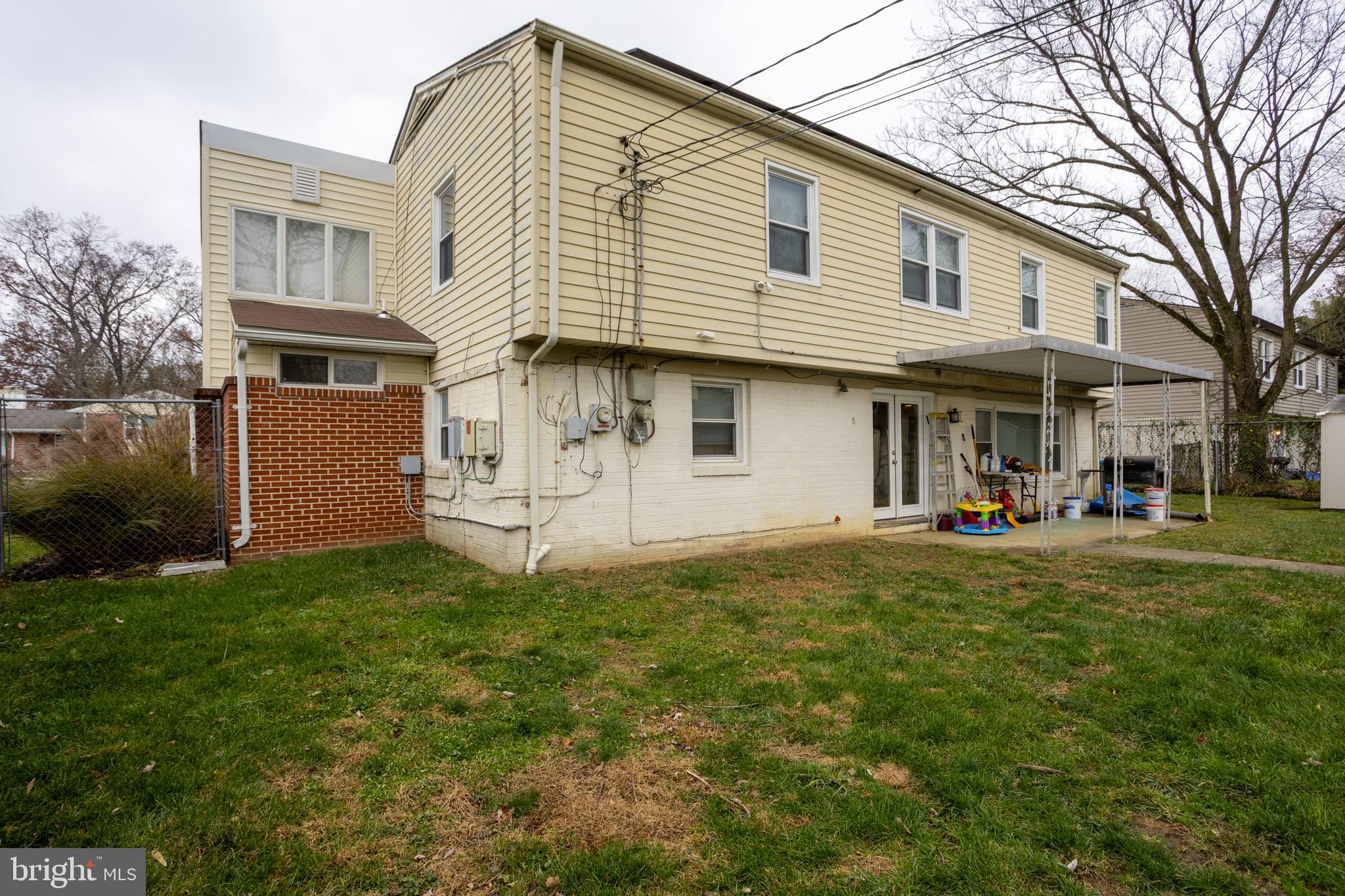 3215 Northbrook Road Baltimore, MD 21208 - Photo 48 of 48 a front view of a house with a garden