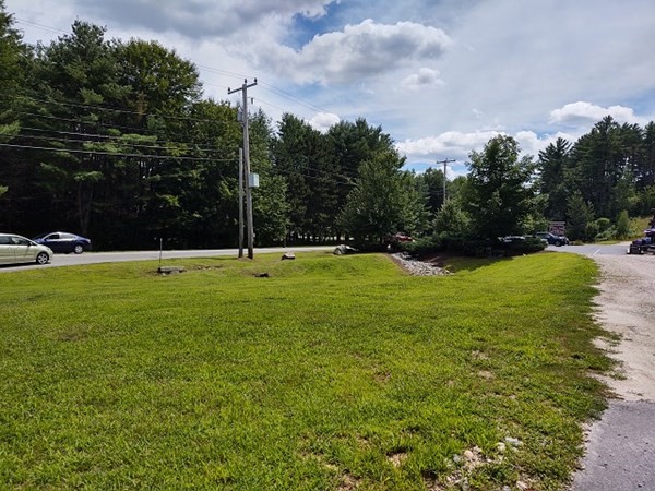 254 West River Road Hooksett, NH 03106 - Photo 5 of 5 a view of a park with large trees