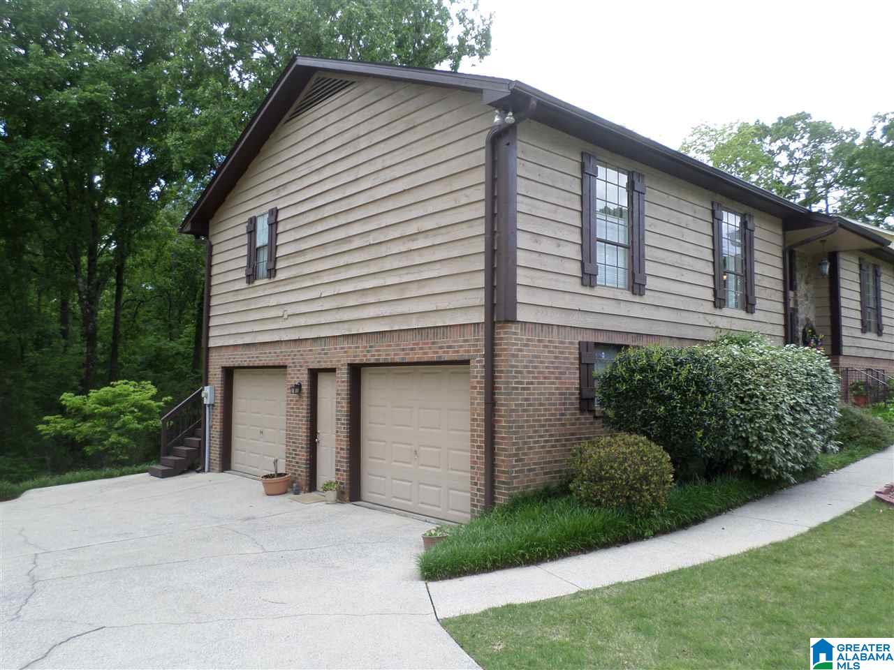 1527 Tropical Lane Alabaster, AL 35007 - Photo 2 of 24