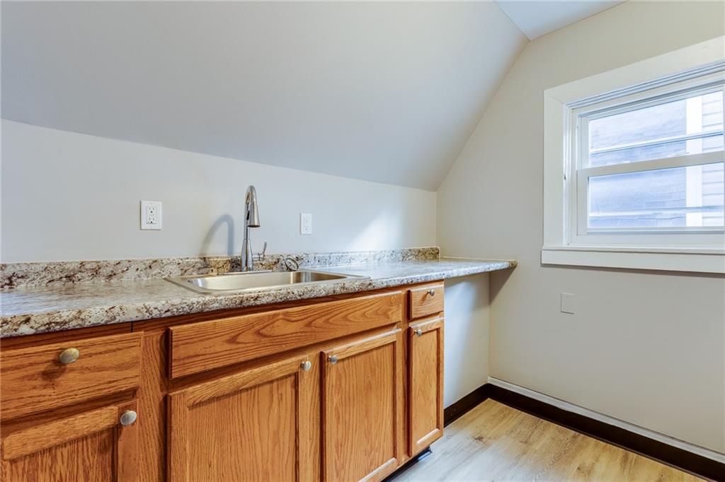 2344 Maple Avenue Pittsburgh, PA 15214 - Photo 8 of 44