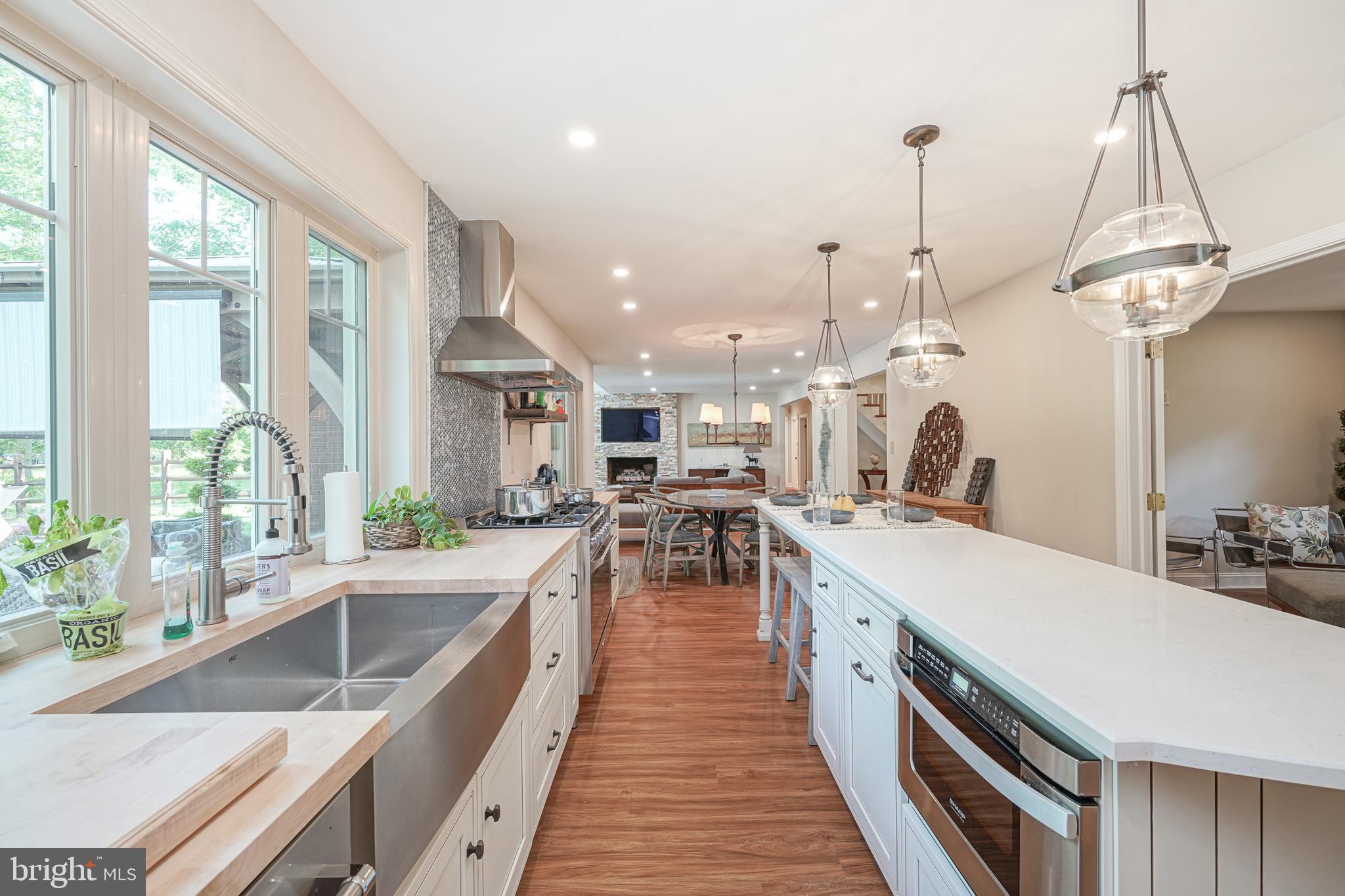 53 Cooper Tomlinson Road Medford, NJ 08055 - Photo 22 of 77 Gourmet Kitchen