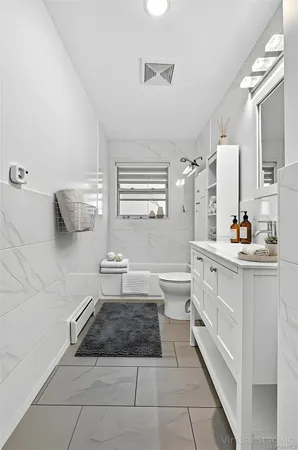 $1,480,000 | 143-34 14th Avenue | Whitestone