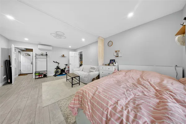 $1,480,000 | 143-34 14th Avenue | Whitestone