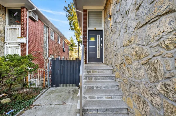 $1,480,000 | 143-34 14th Avenue | Whitestone