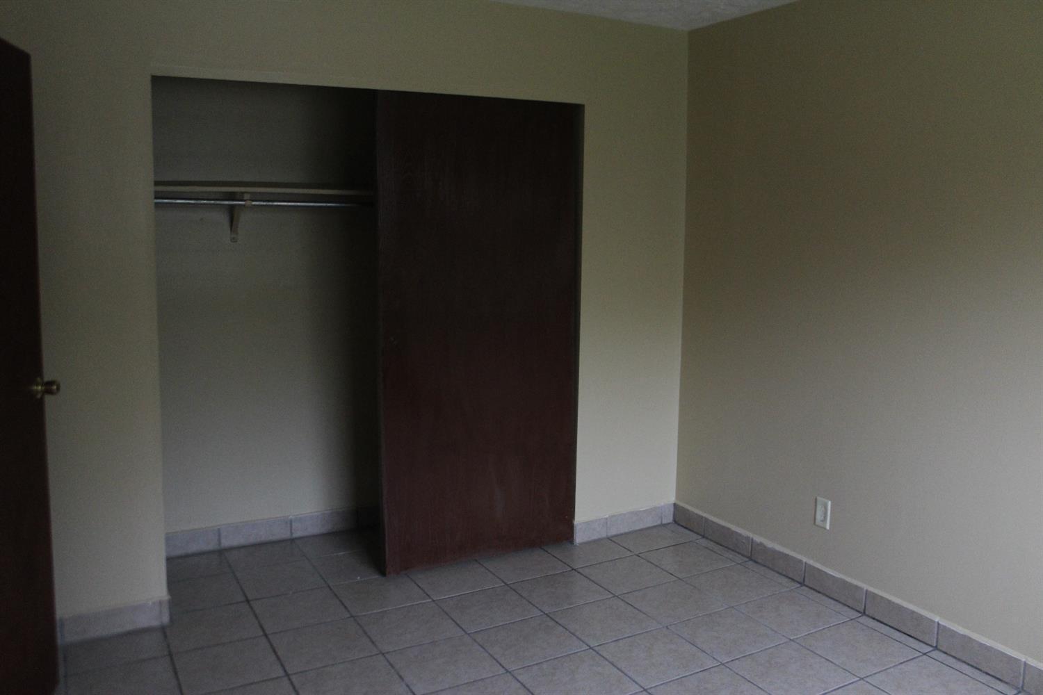 2577 West Galbraith Road, Unit 4 Cincinnati, OH 45239 - Photo 12 of 18