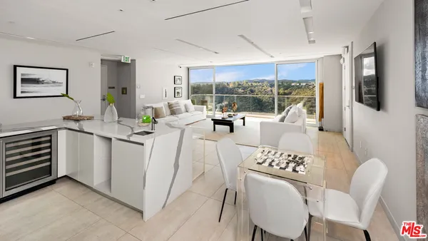 $10,500 | 2391 Roscomare Road, Unit 201, Los Angeles, CA 90077