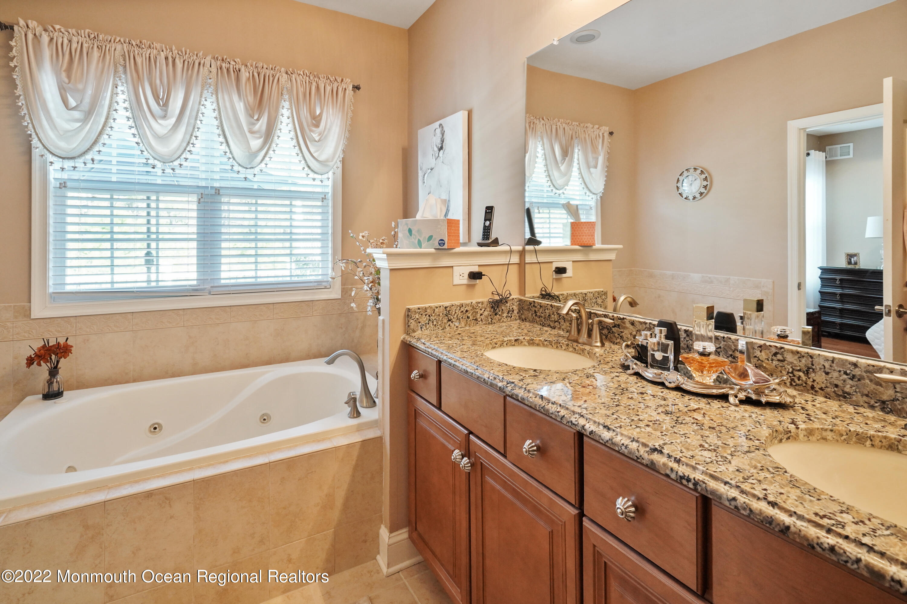 32 Mantoloking Lane Waretown, NJ 08758 - Photo 20 of 37 DSC02036