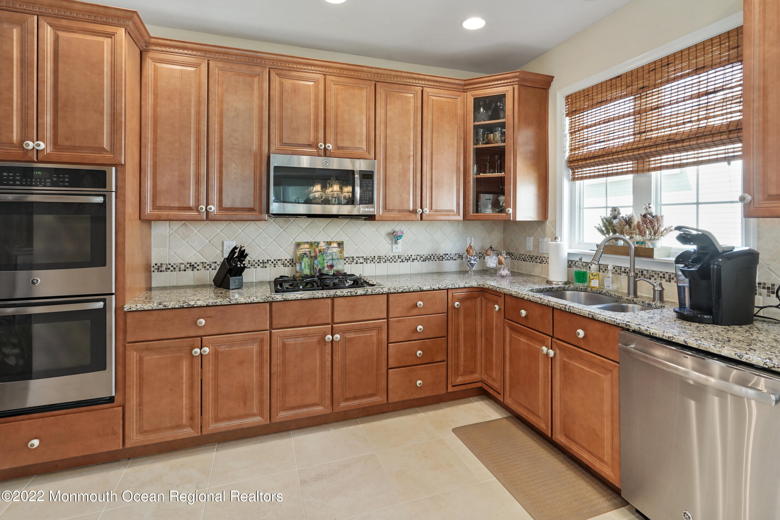 32 Mantoloking Lane Waretown, NJ 08758 - Photo 7 of 37 DSC01994