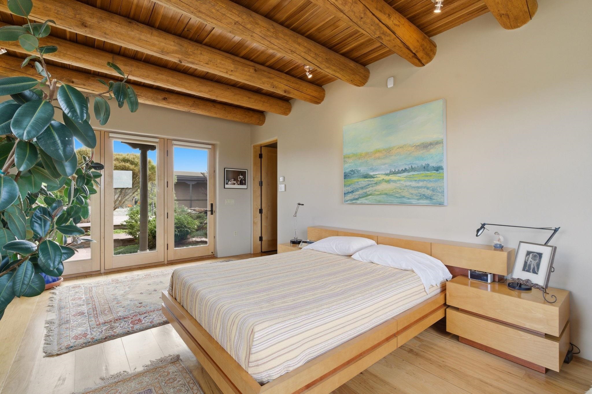 91 Riverbend Road Ranchos de Taos, NM 87557 - Photo 27 of 49 Gallery Image 27