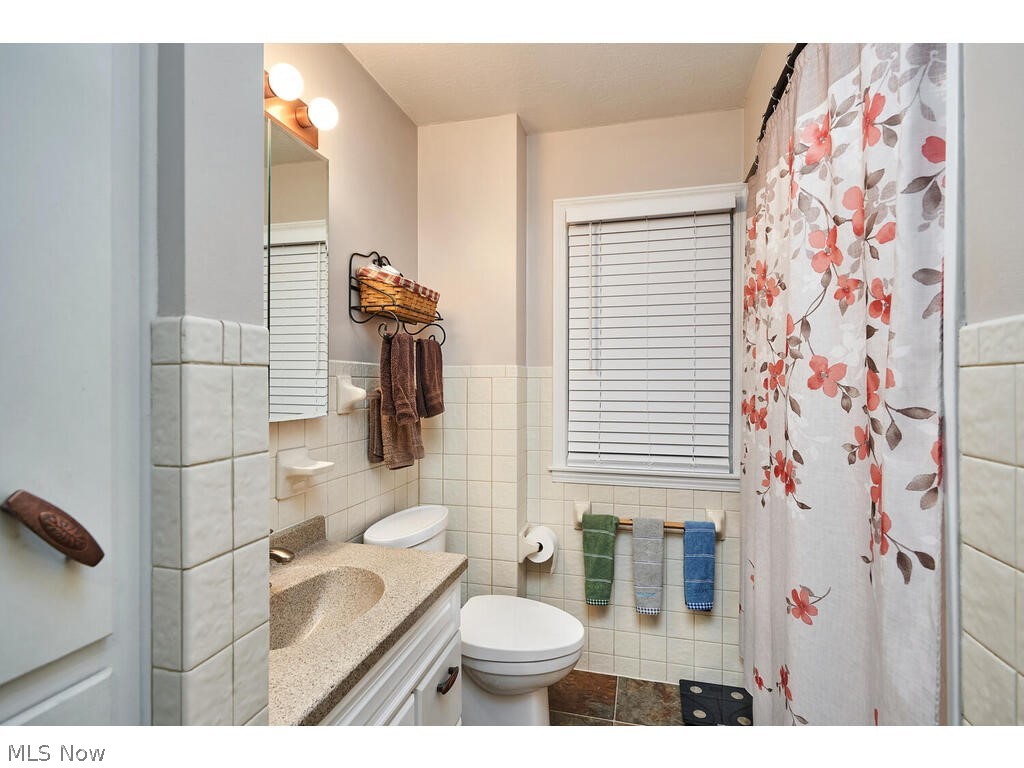 2104 Fulton Road Northwest Canton, OH 44709 - Photo 8 of 14 Gallery Image 8