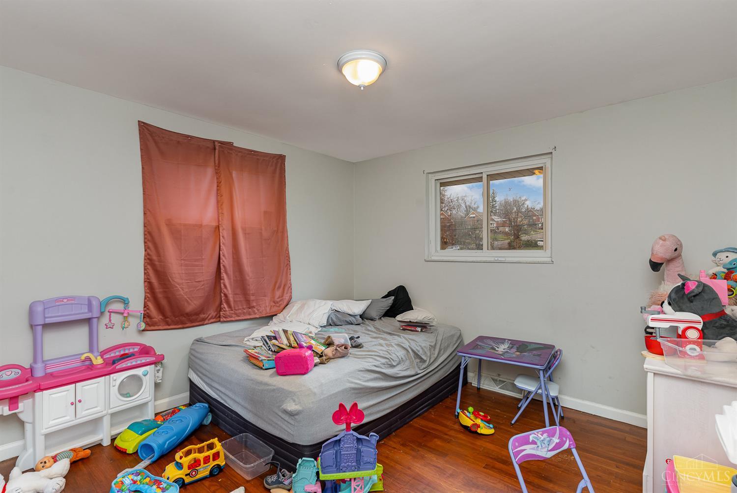 5451 Rapid Run Road Cincinnati, OH 45238 - Photo 18 of 25