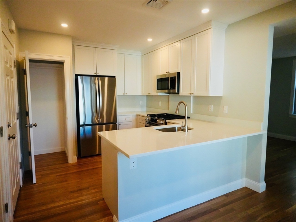 59 7th Street, Unit 2 Cambridge, MA 02141 - Photo 5 of 16