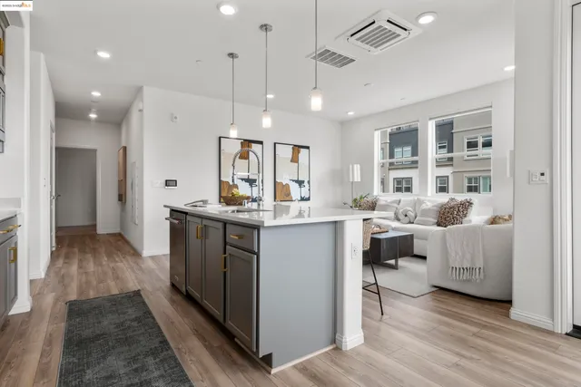 $898,888 | 2818 5th Street, Alameda, CA 94501