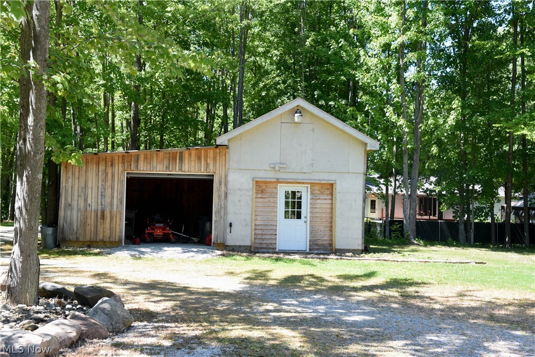 4374 Austin Road Geneva, OH 44041 - Photo 31 of 35