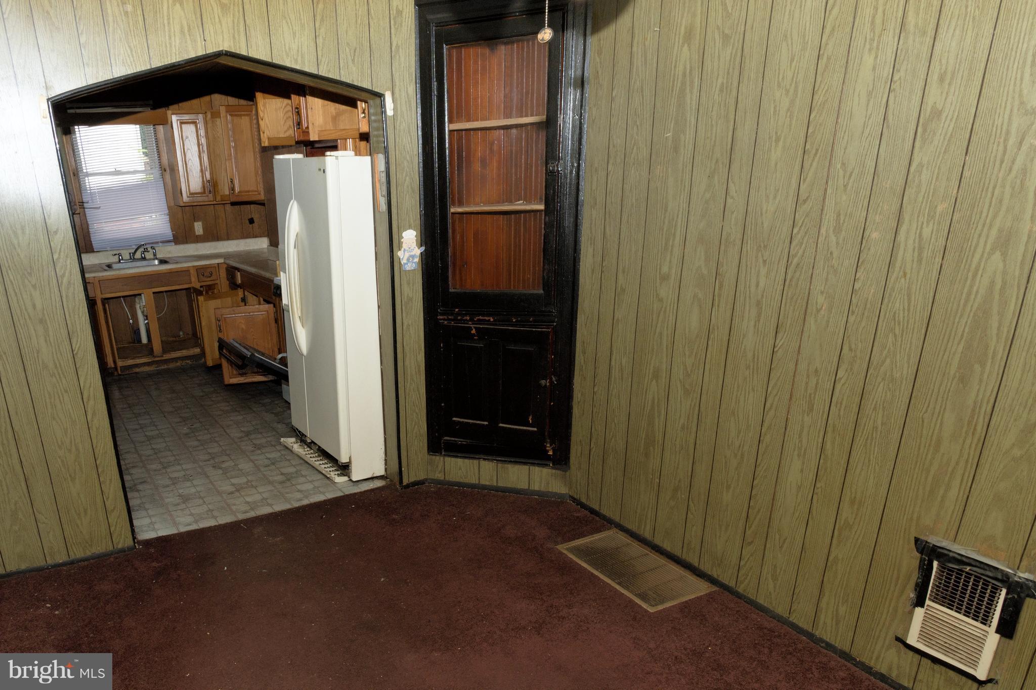 2133 Federal Street Baltimore, MD 21213 - Photo 4 of 20 Dining Room