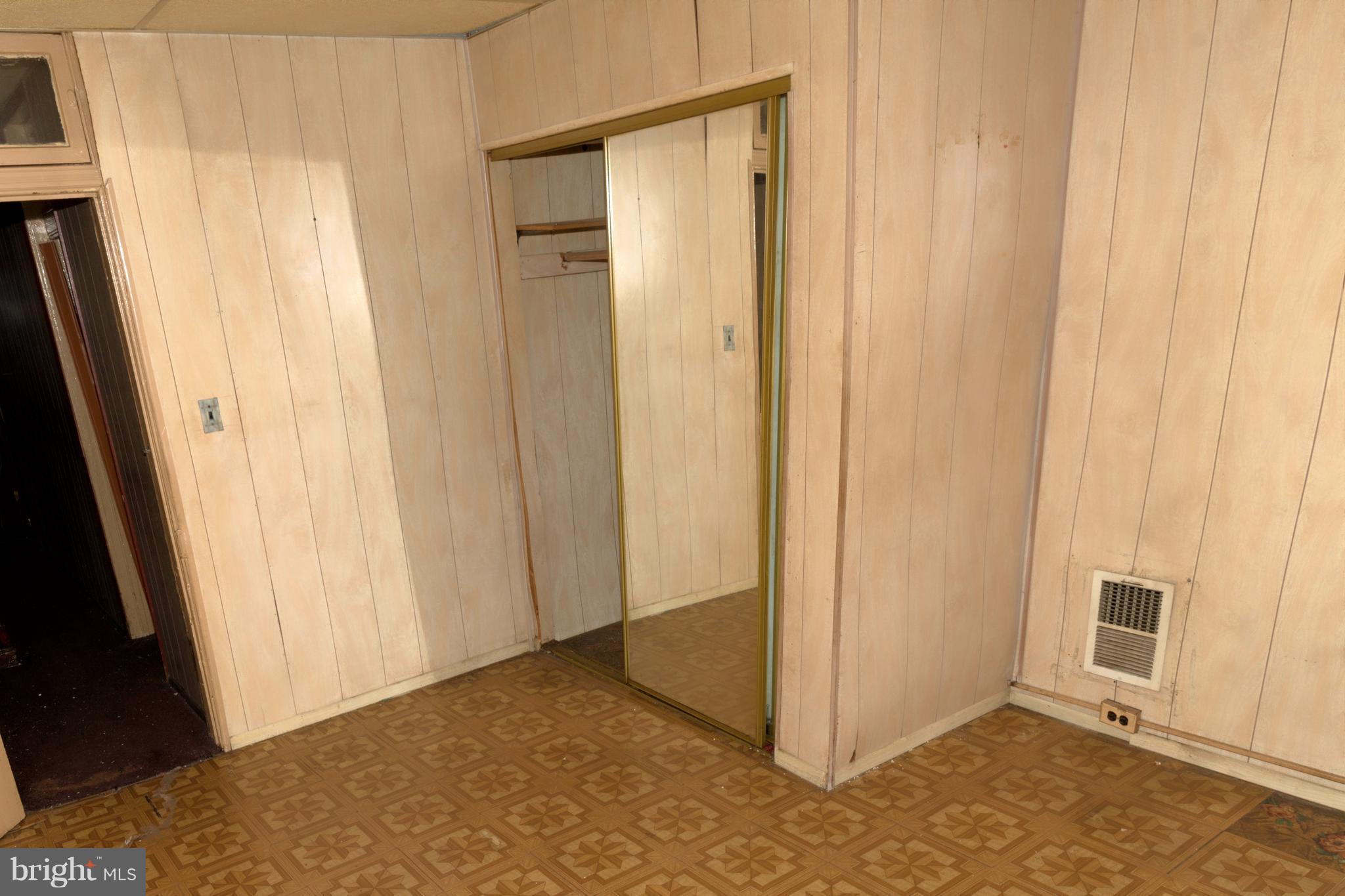 2133 Federal Street Baltimore, MD 21213 - Photo 10 of 20 Bedroom