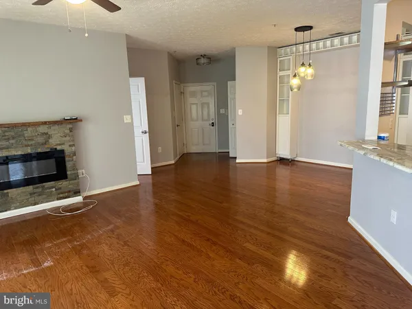 $2,400 | 2503 Amber Orchard Court West, Unit 102, Odenton, MD 21113