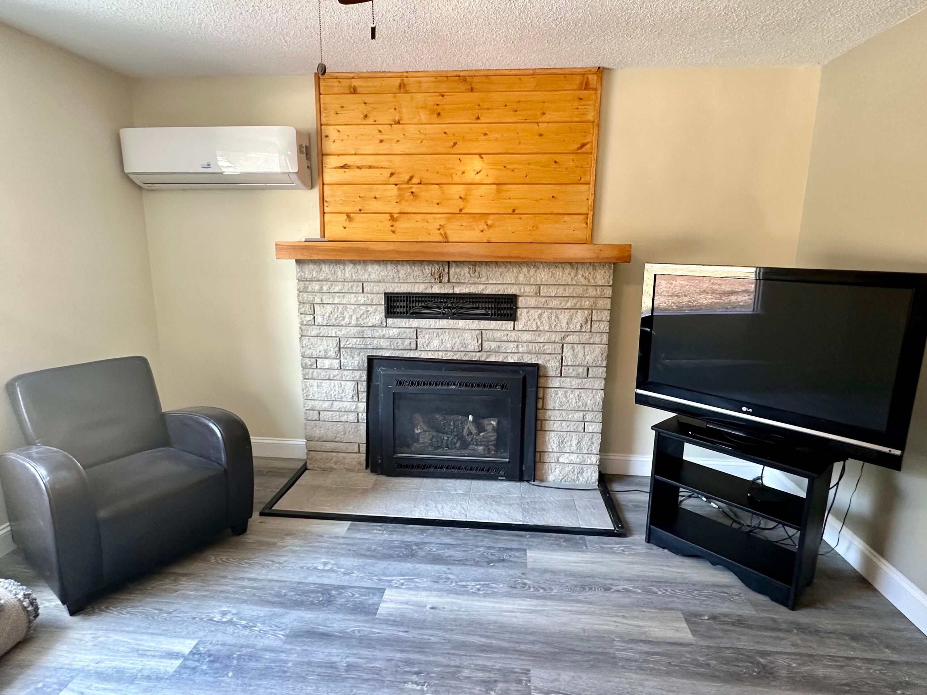 6287 Old Lake Road Grayling, MI 49738 - Photo 11 of 21 Gallery Image 11