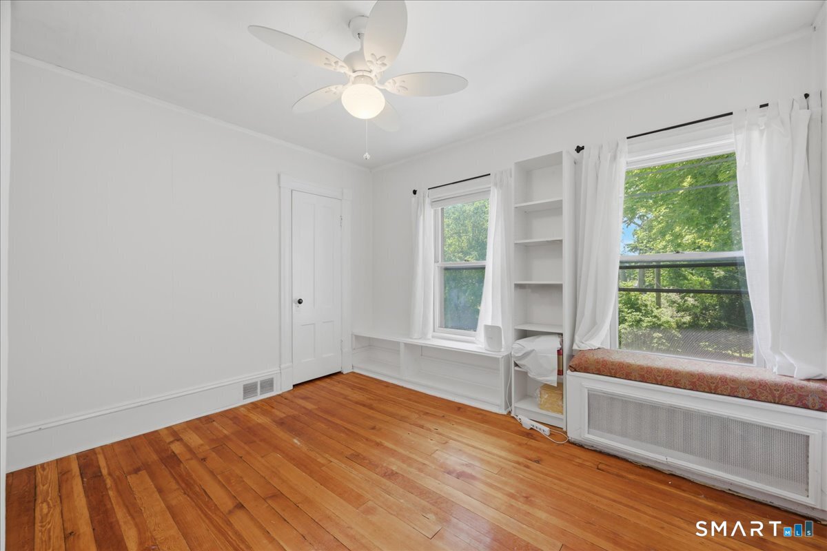 161 Old Norwich Road Waterford, CT 06375 - Photo 20 of 39 Gallery Image 20
