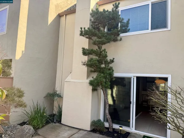 $719,500 | 1037 VÃa Bonita, Alameda, CA 94502