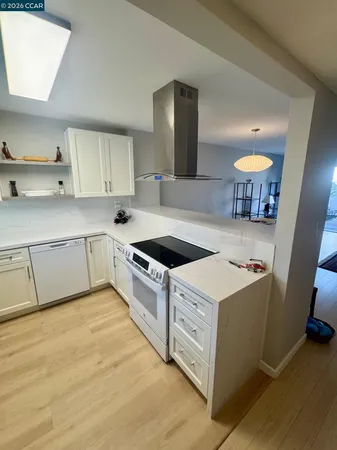 $719,500 | 1037 VÃa Bonita, Alameda, CA 94502