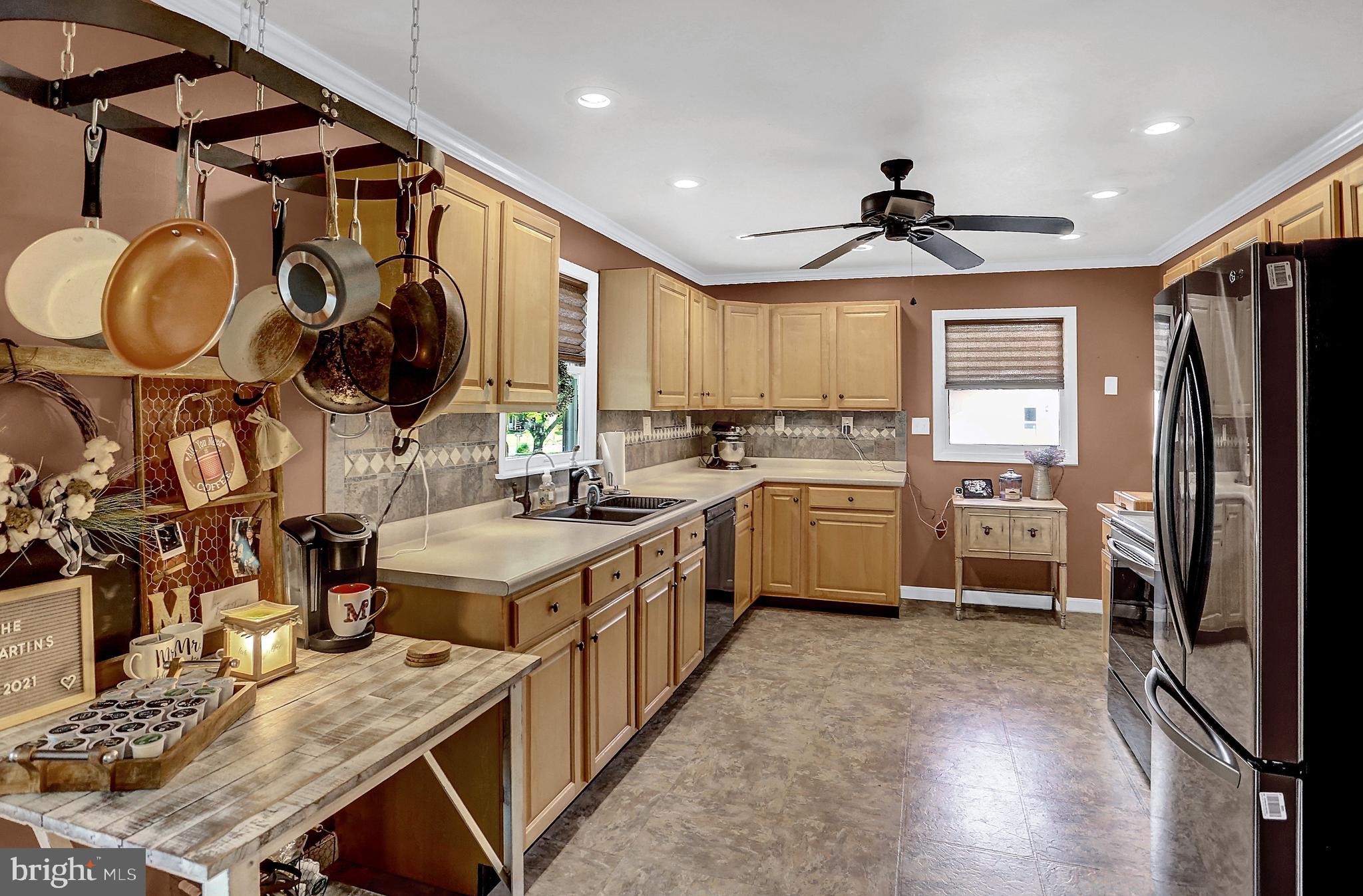 380 Sunset Road Orrtanna, PA 17353 - Photo 10 of 46 Gallery Image 10