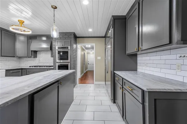$445,000 | 4001 Lake Street, Lake Charles, LA 70605