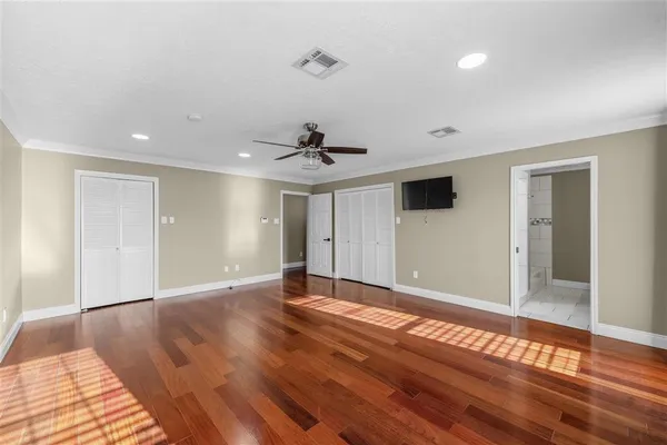$445,000 | 4001 Lake Street, Lake Charles, LA 70605