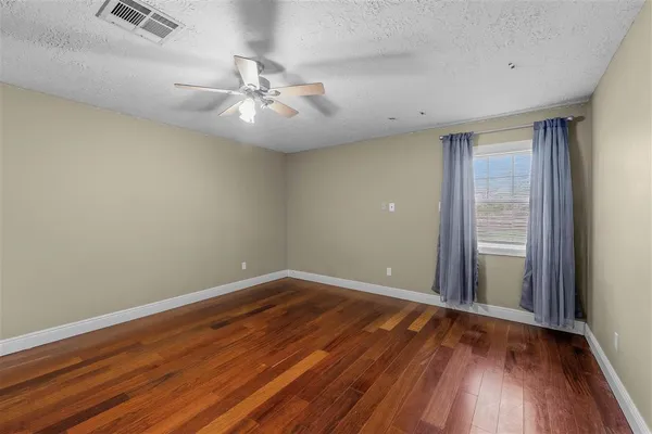$445,000 | 4001 Lake Street, Lake Charles, LA 70605