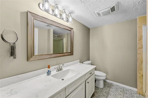 $445,000 | 4001 Lake Street, Lake Charles, LA 70605