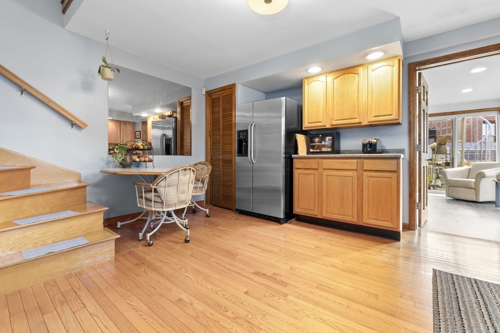 7 Lothrop Street Beverly, MA 01915 - Photo 8 of 41