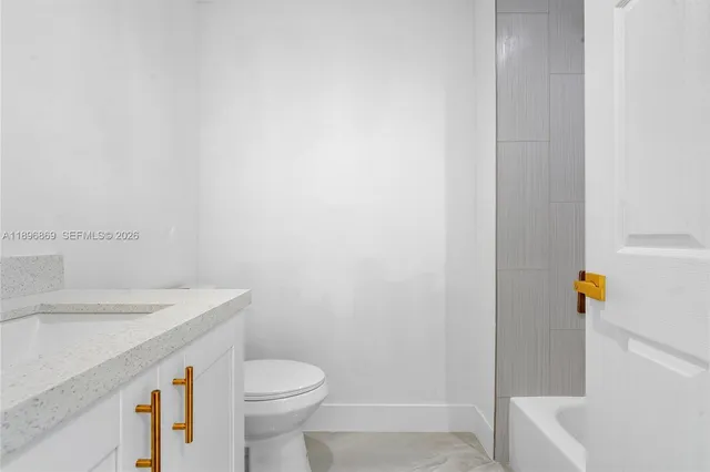 $3,000 | 2926 Northwest 58th Street, Unit 2926, Miami, FL 33142