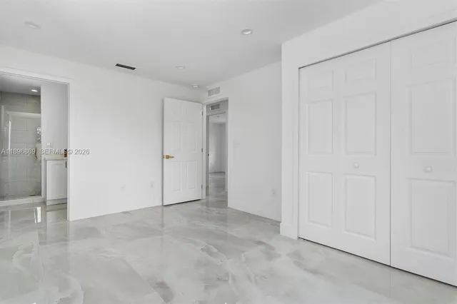 $3,000 | 2926 Northwest 58th Street, Unit 2926, Miami, FL 33142