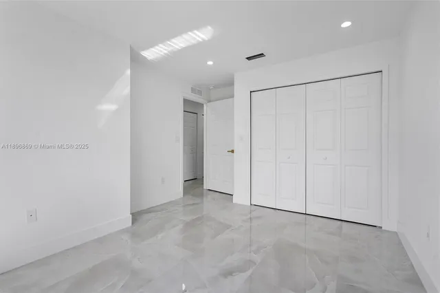 $3,200 | 2926 Northwest 58th Street, Unit 2926, Miami, FL 33142