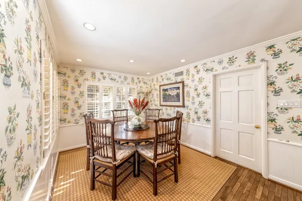 $8,000 | 11407 South Chestwood Drive, Houston, TX 77024