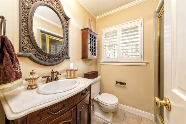 $8,000 | 11407 South Chestwood Drive, Houston, TX 77024