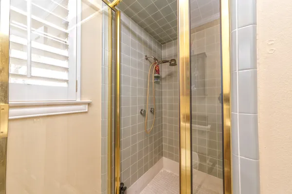 $8,000 | 11407 South Chestwood Drive, Houston, TX 77024