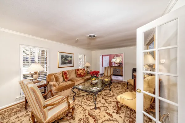 $8,000 | 11407 South Chestwood Drive, Houston, TX 77024