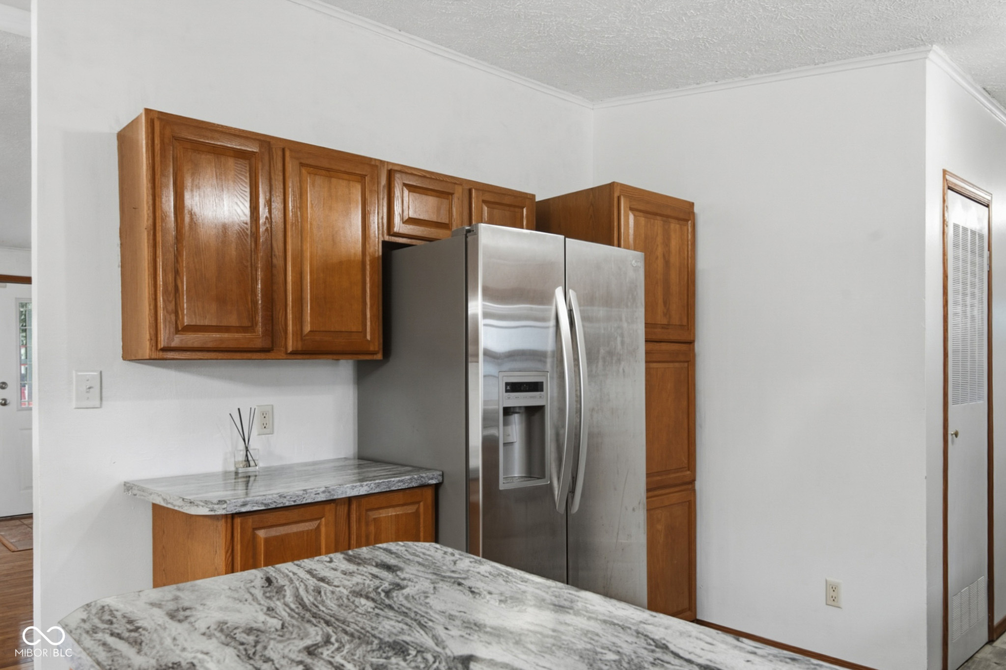 3373 Spring Valley Drive Columbus, IN 47203 - Photo 14 of 32