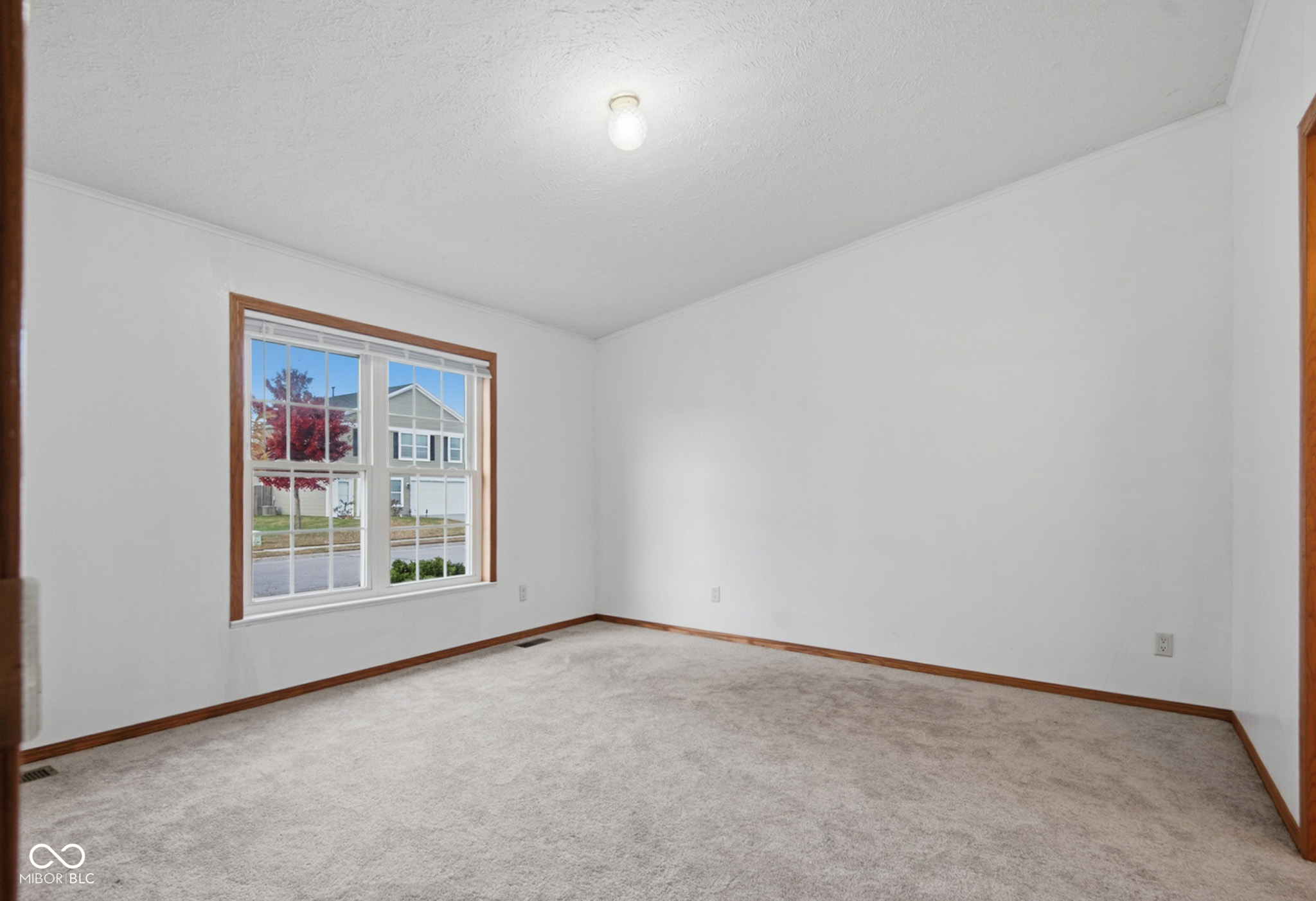 3373 Spring Valley Drive Columbus, IN 47203 - Photo 16 of 32