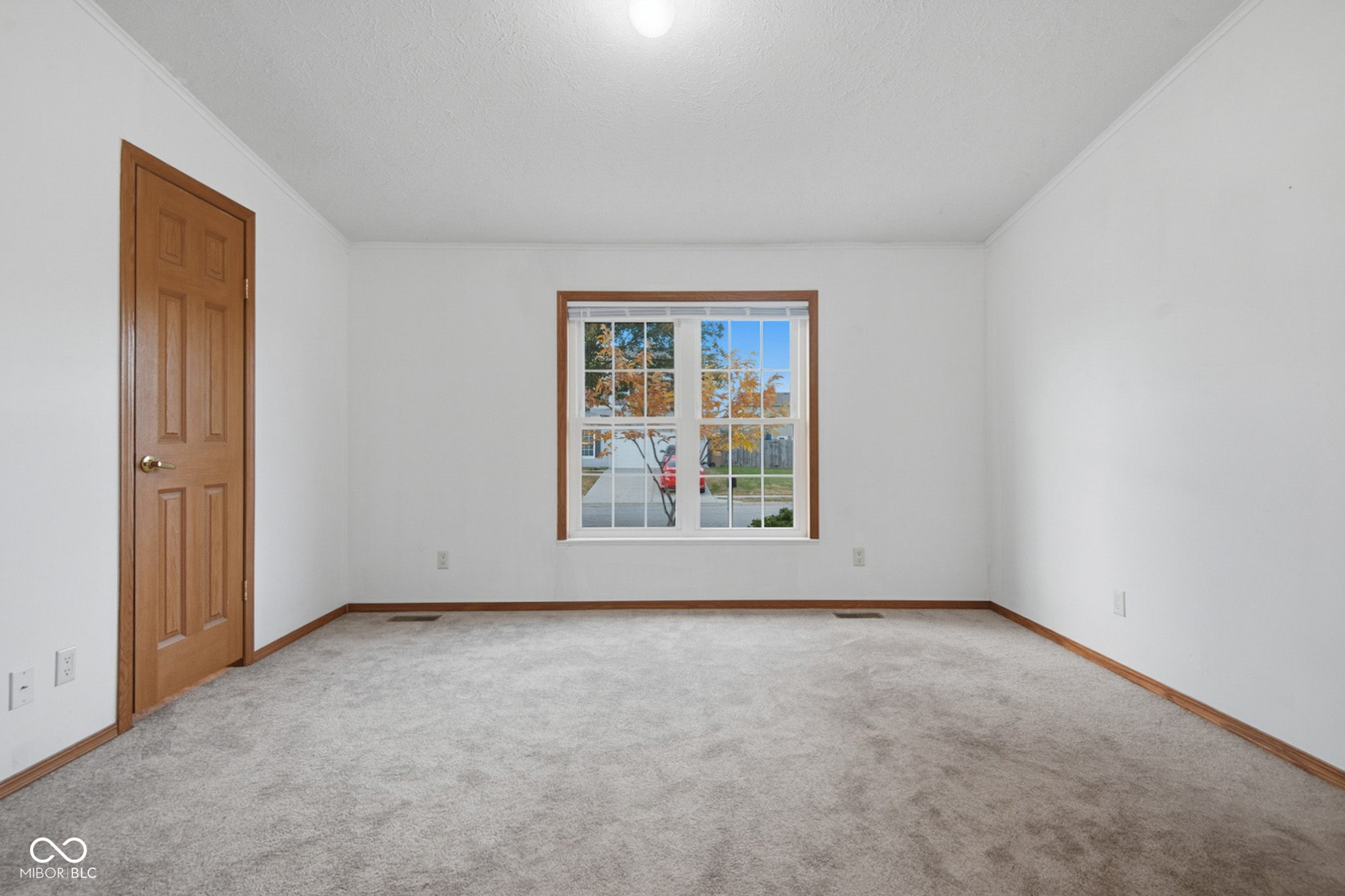 3373 Spring Valley Drive Columbus, IN 47203 - Photo 17 of 32