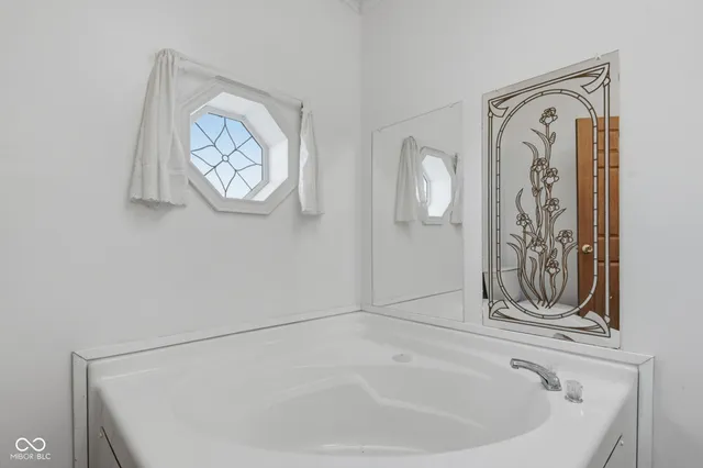 $195,000 | 3373 Spring Valley Drive, Columbus, IN 47203