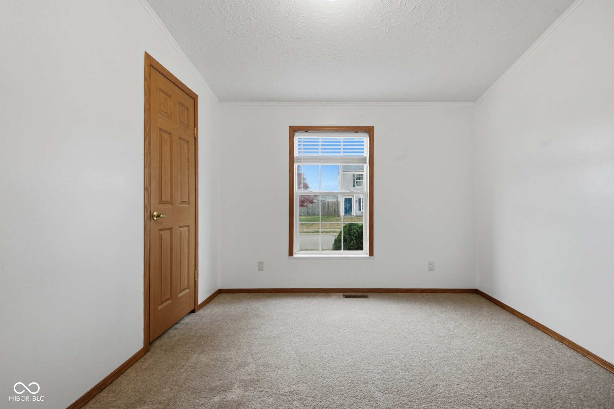 3373 Spring Valley Drive Columbus, IN 47203 - Photo 24 of 32