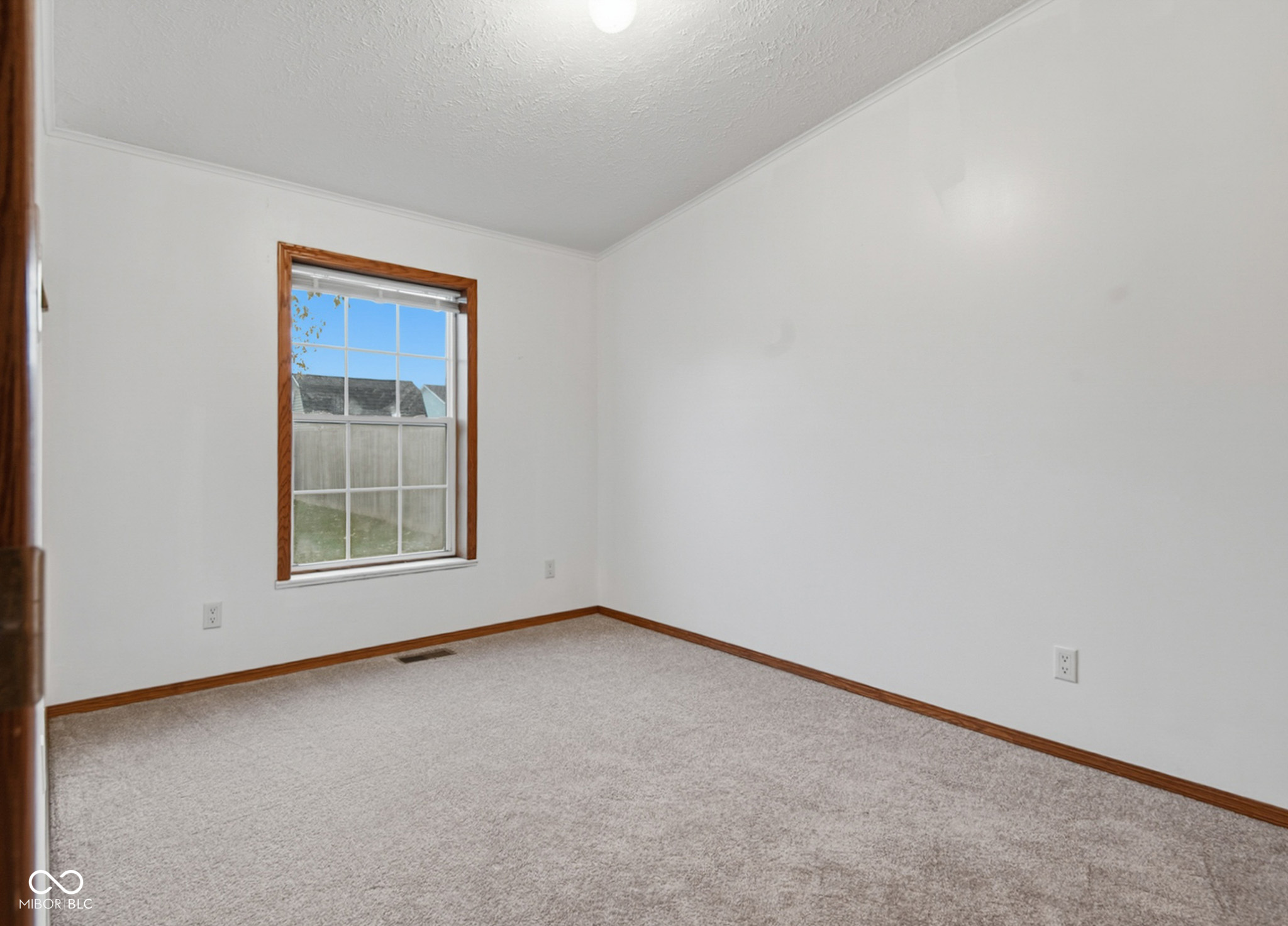 3373 Spring Valley Drive Columbus, IN 47203 - Photo 26 of 32