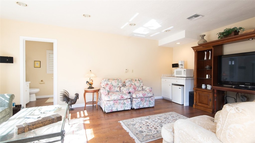 5250 Scott Robertson Road Hidden Hills, CA 91302 - Photo 13 of 50