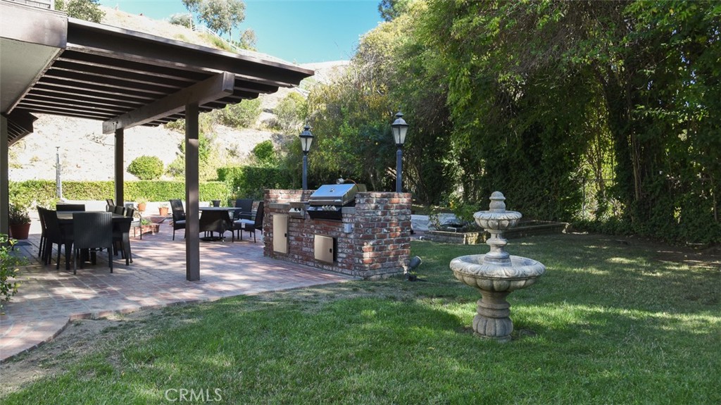 5250 Scott Robertson Road Hidden Hills, CA 91302 - Photo 36 of 50