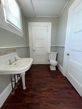 $1,200 | 604 Rock Street, Unit 6, Fall River, MA 02720