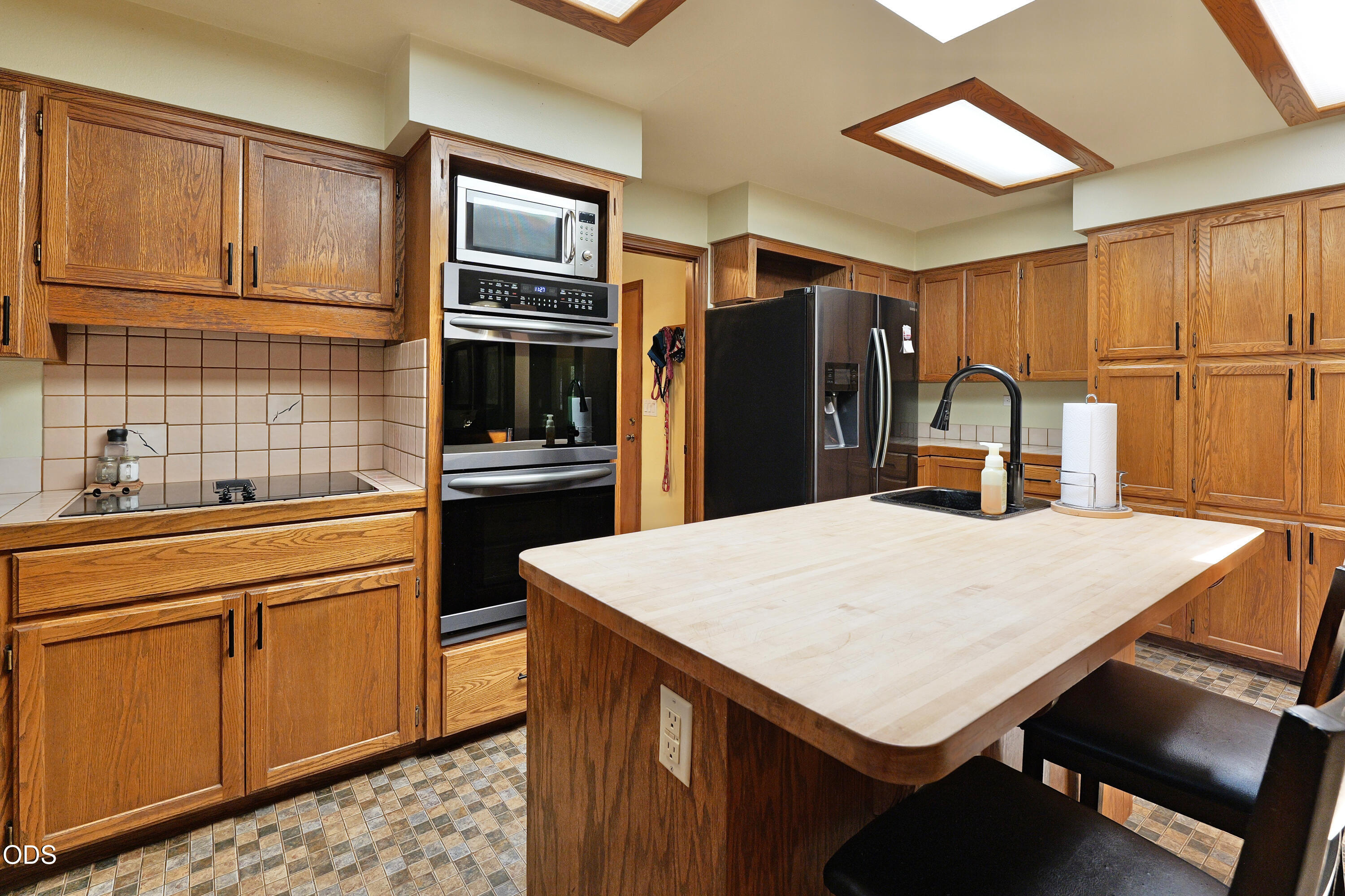 332 Rene Drive Shady Cove, OR 97539 - Photo 15 of 62 Gallery Image 15
