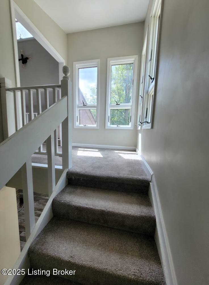 858 Martin Road Carrollton, KY 41008 - Photo 21 of 24 MARTIN TOP OF STAIRS